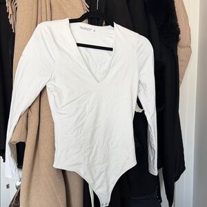 Abercrombie Women's White Long-Sleeve V-Neck Bodysuit NWT